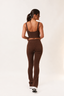 calça flare bicolor longévité marrom